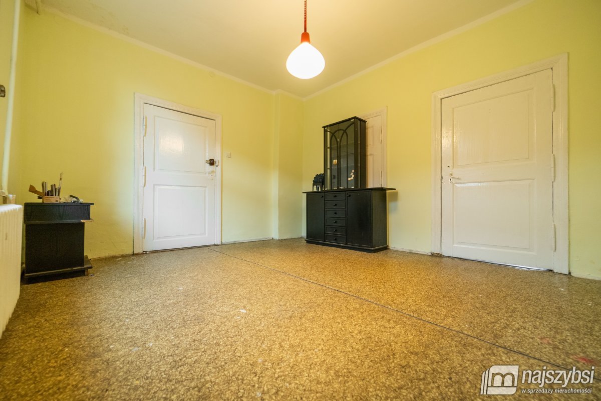 Stare Czarnowo- dom z czerwonej cegły  (17)