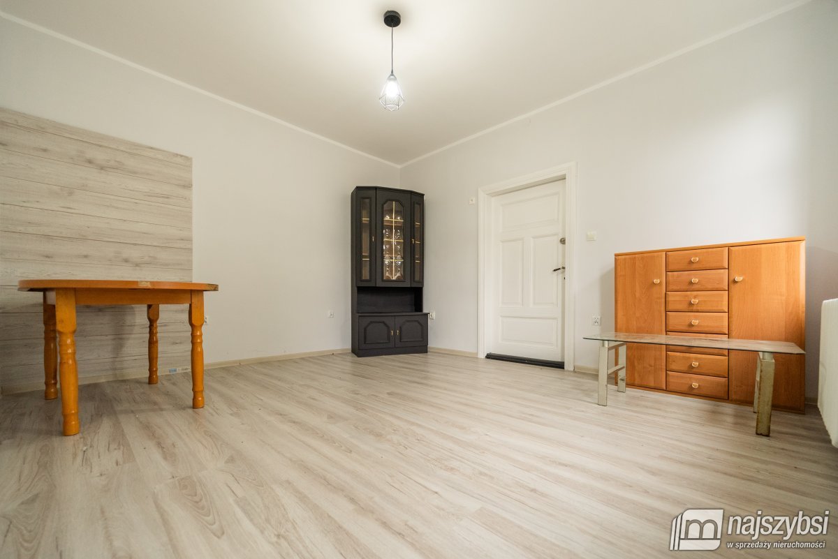 Stare Czarnowo- dom z czerwonej cegły  (6)