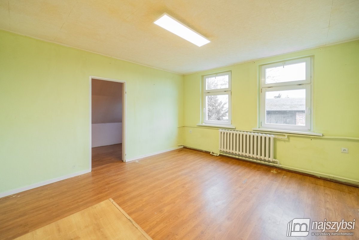 Stare Czarnowo- dom z czerwonej cegły  (9)