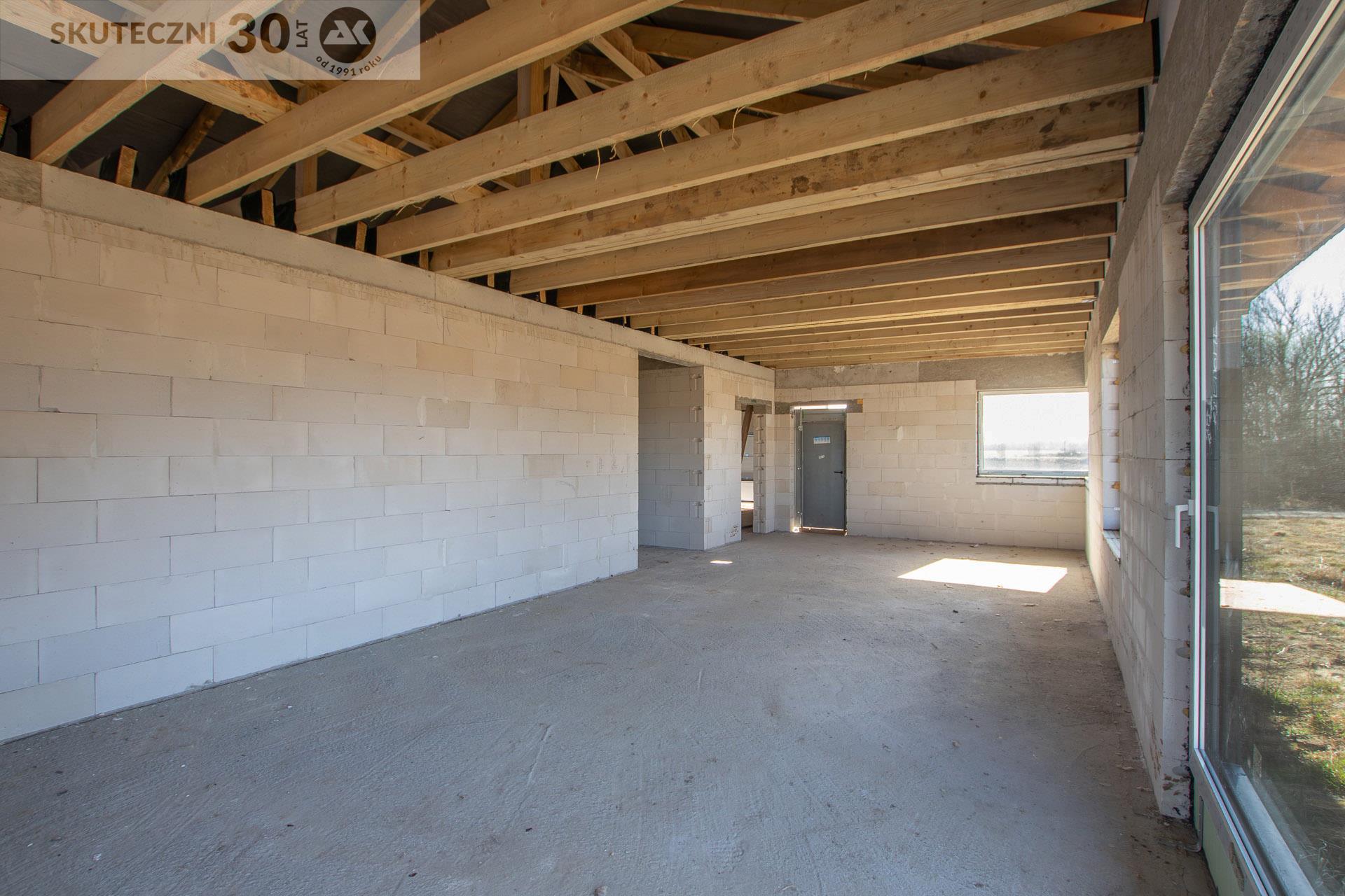 Dom wolnostojący - Niekłonice  (11)