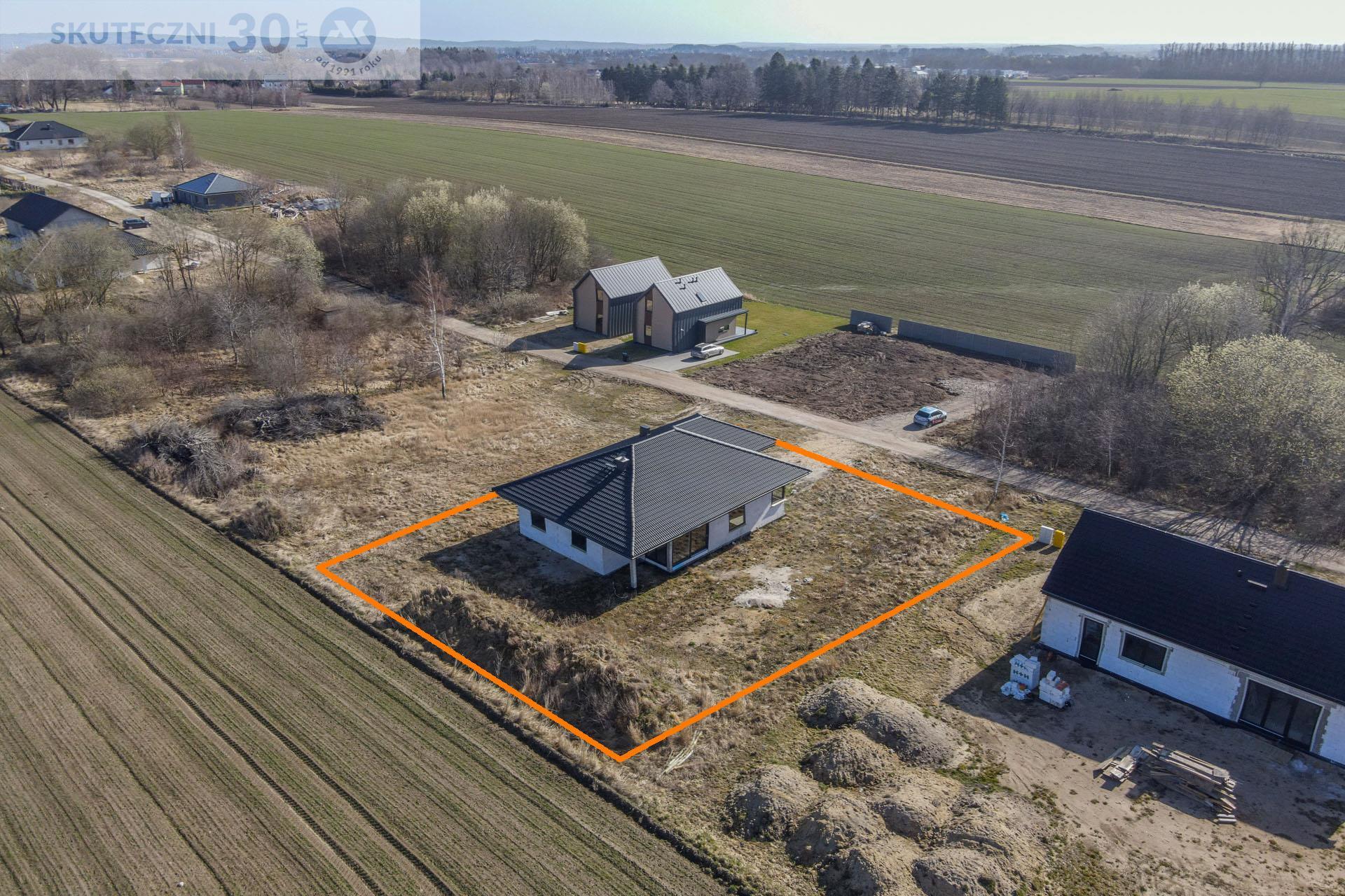 Dom wolnostojący - Niekłonice  (8)