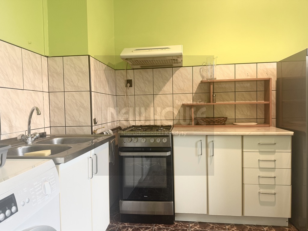 Kawalerka Zdroje do wynajęcia super cena! (6)