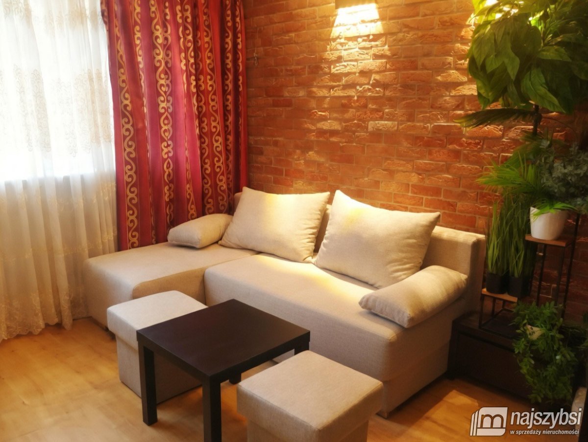 Szczecin- kawalerka w ścisłym centrum na wynajem (1)