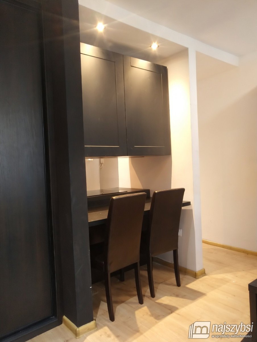 Szczecin- kawalerka w ścisłym centrum na wynajem (4)