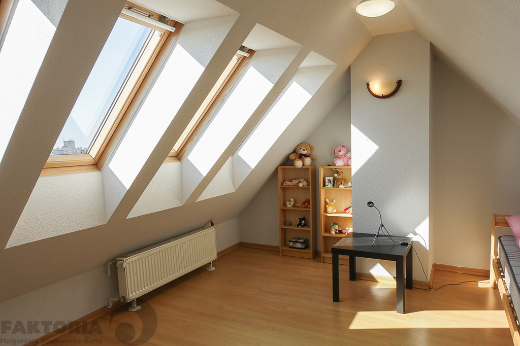 Gumieńce 131m2 (89m2),2 balkony, taras 40m2 720000 (9)