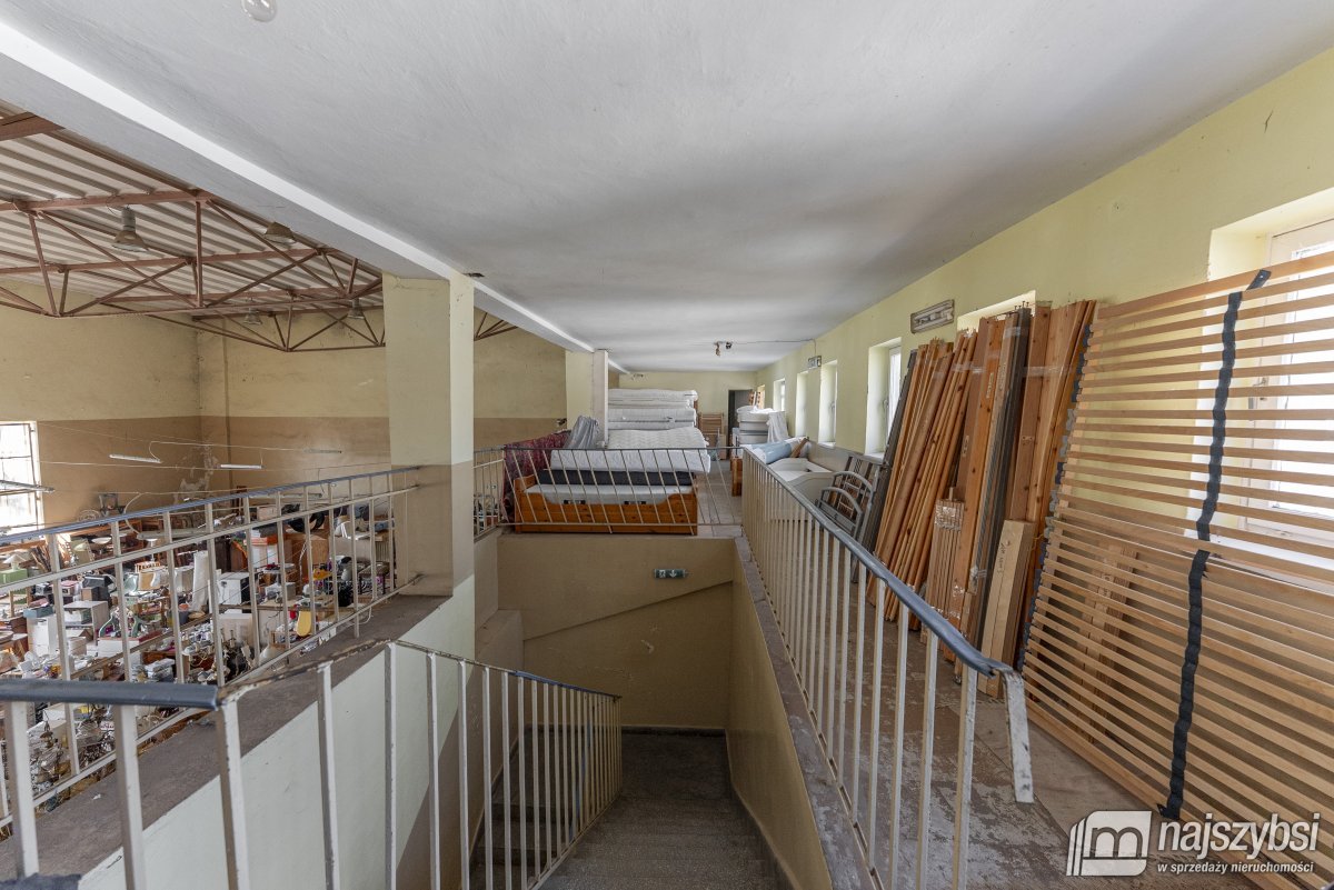 Gryfice - budynek usługowo-handlowy z potencjałem! (12)