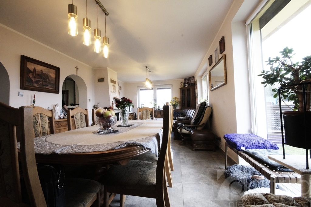 Dom 153 m2, działka 1455 m2, po remoncie - Darż (7)