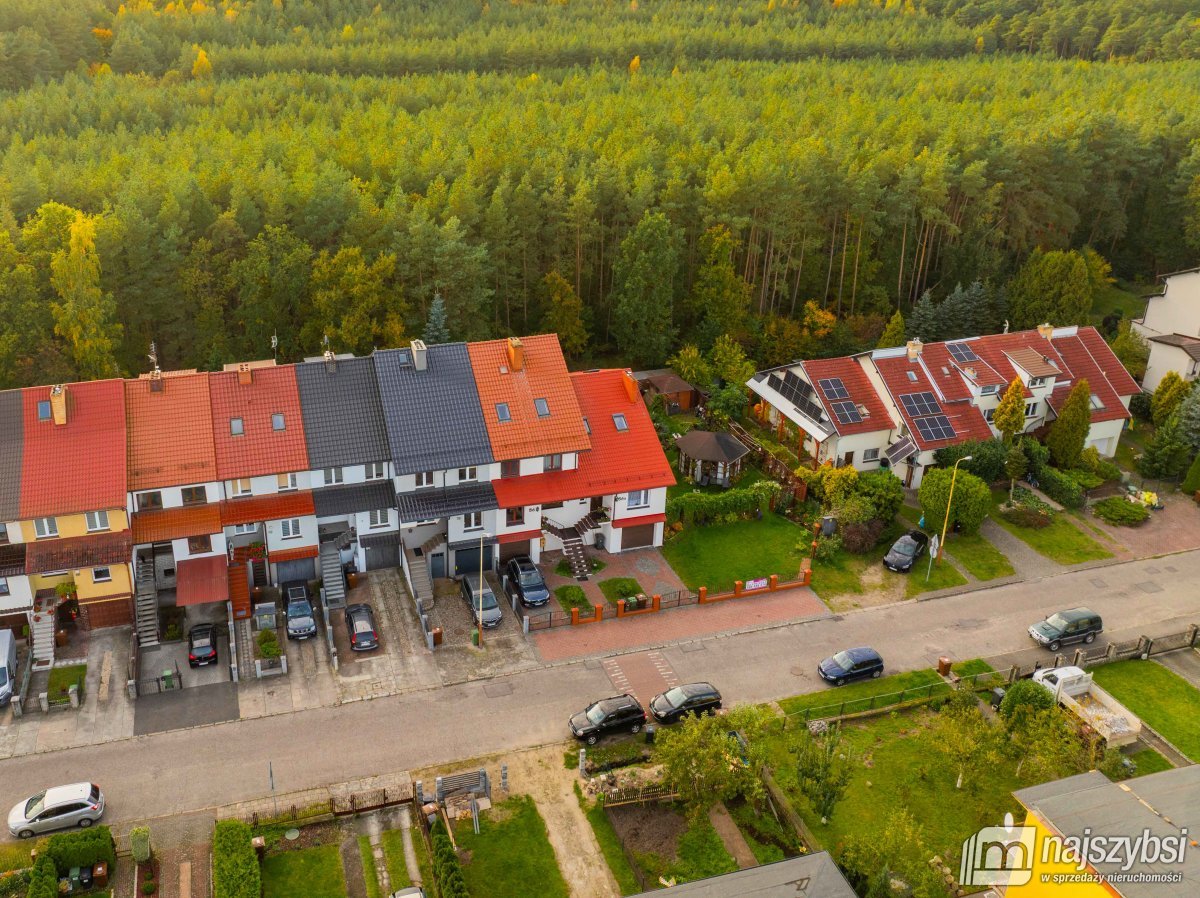 Goleniów- Szeregowiec ul. Żeromskiego  (17)