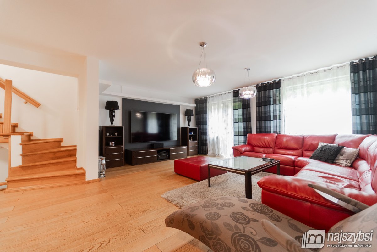 Goleniów- Szeregowiec ul. Żeromskiego  (19)