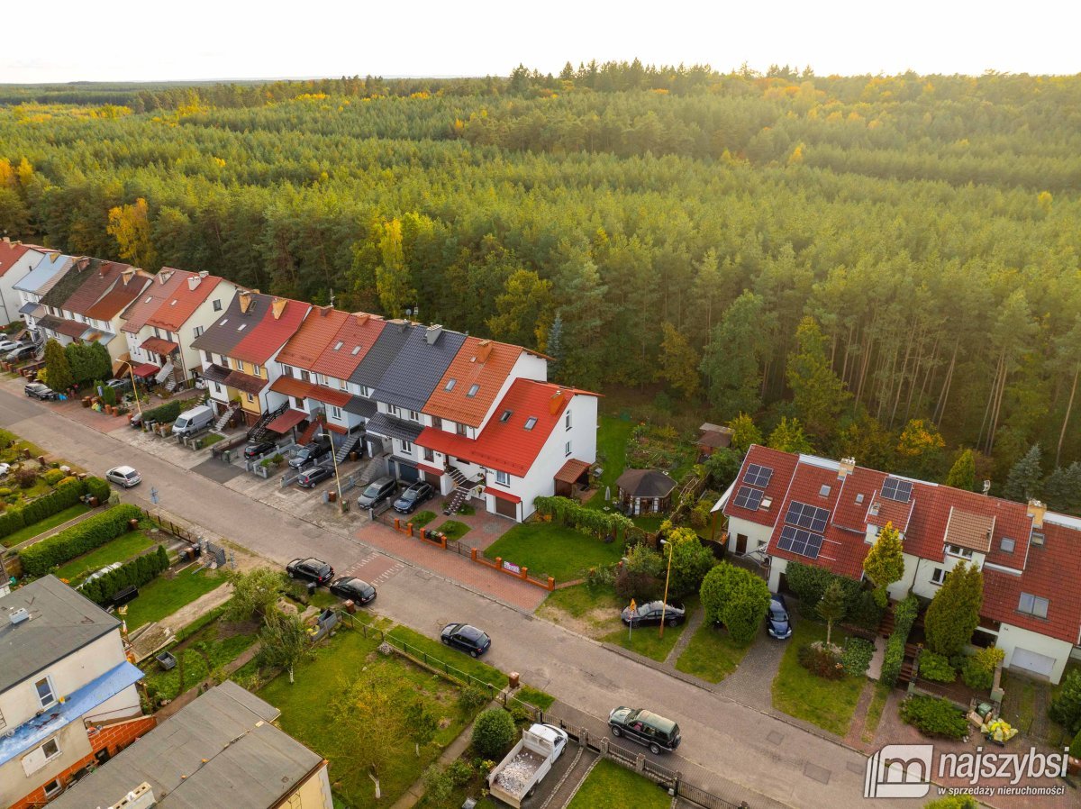 Goleniów- Szeregowiec ul. Żeromskiego  (6)