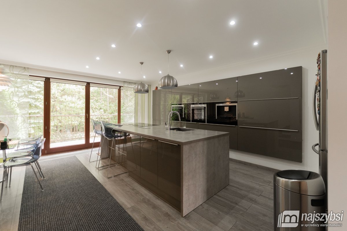 Goleniów- Szeregowiec ul. Żeromskiego  (8)