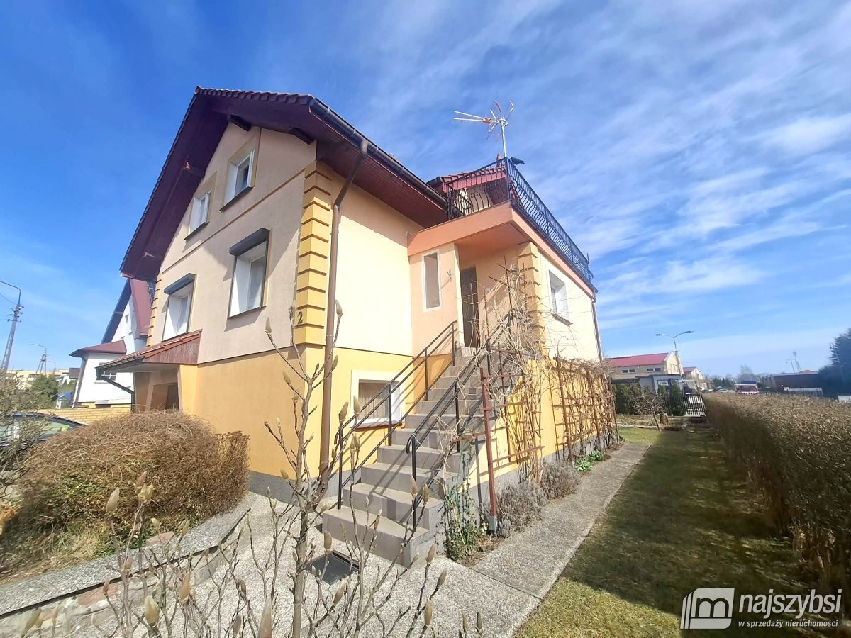 Świdwin - dom wolnostojący w dobrej lokalizacji (10)