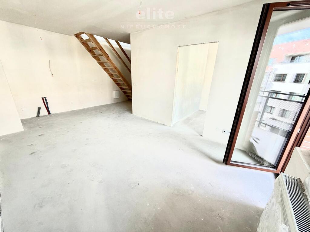 Nowe Miasto, 4 pok, taras i balkon, winda (13)