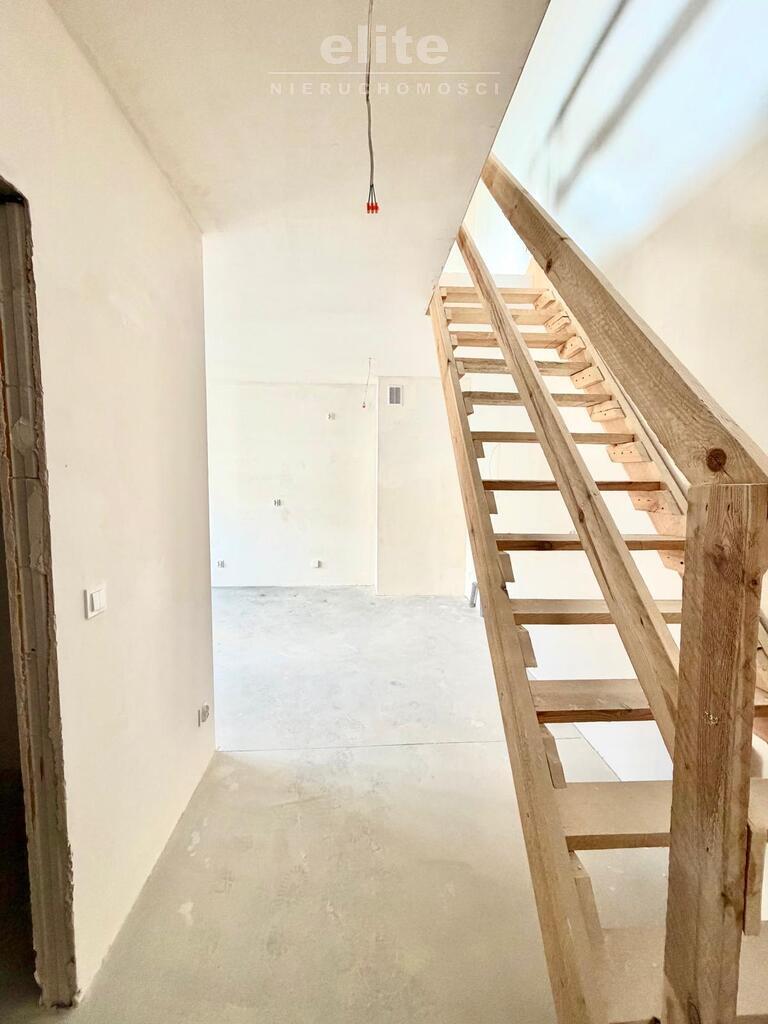 Nowe Miasto, 4 pok, taras i balkon, winda (15)