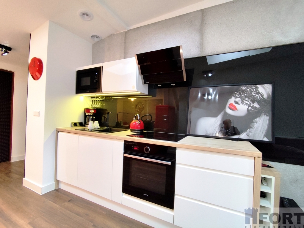 Komfortowe 2 pokoje z garderobą obok Kaskady (5)