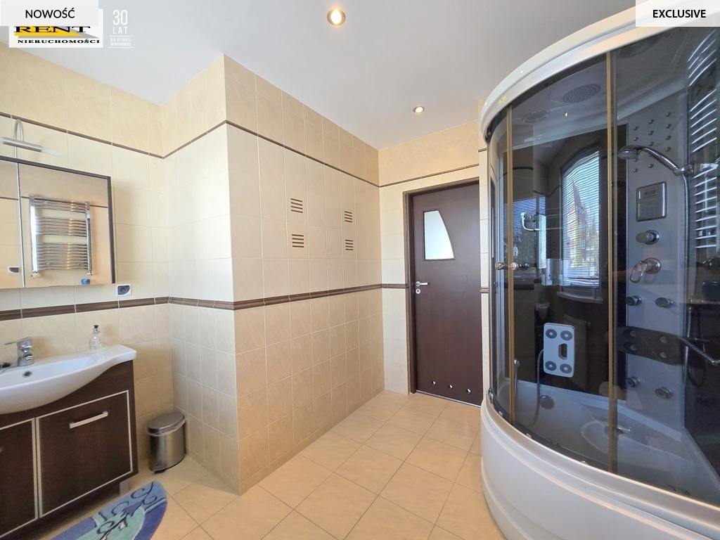 Część domu, piwnice, garaże, magazyn, Podjuchy (7)