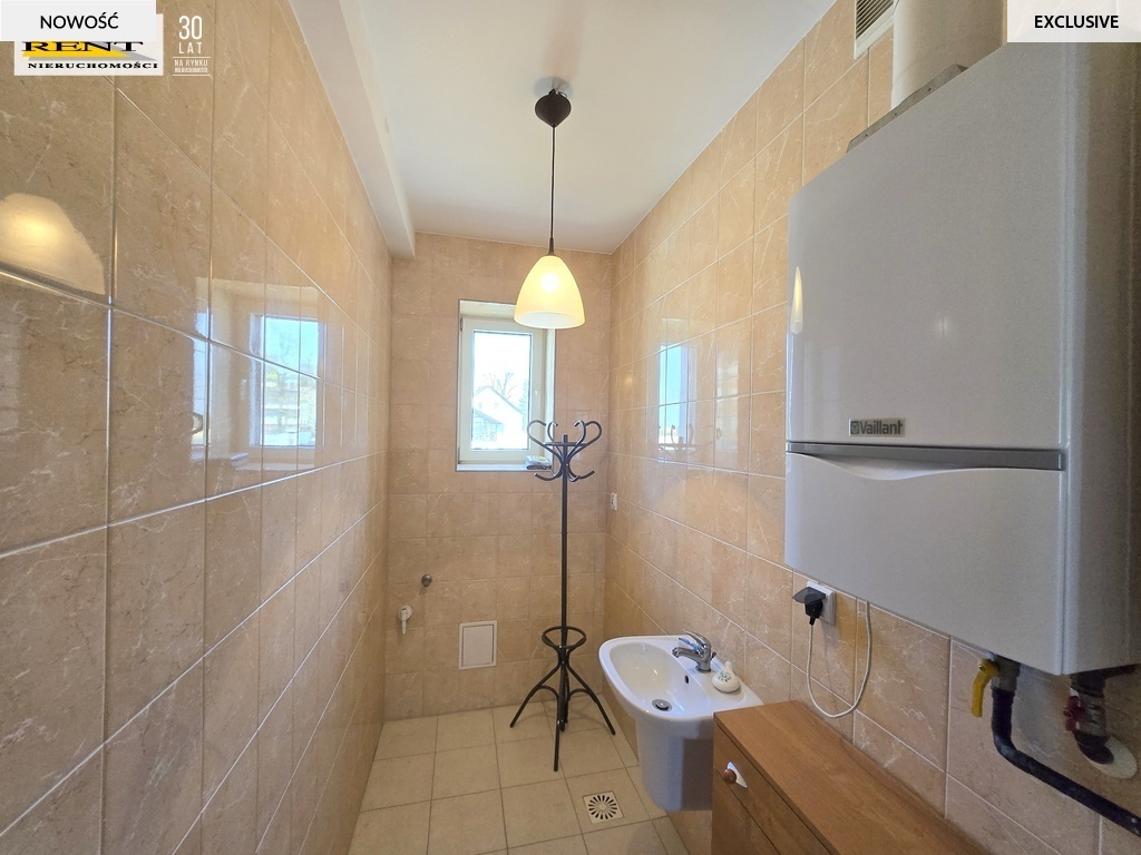 Część domu, piwnice, garaże, magazyn, Podjuchy (10)