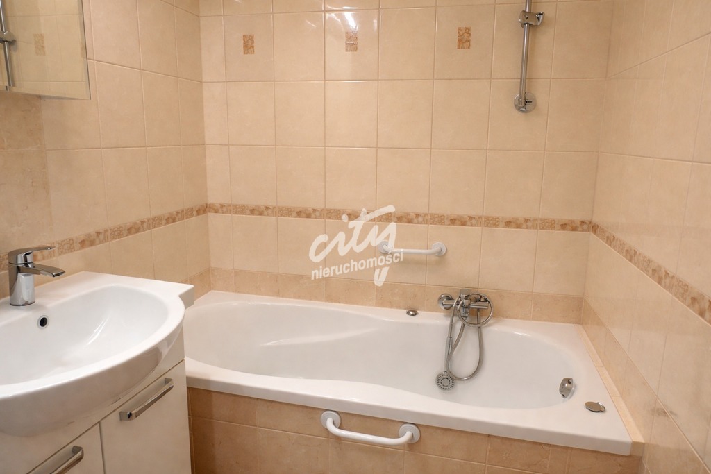 GOTOWE DO WPROWADZENIA_4 POKOJE_os.SŁONECZNE (17)