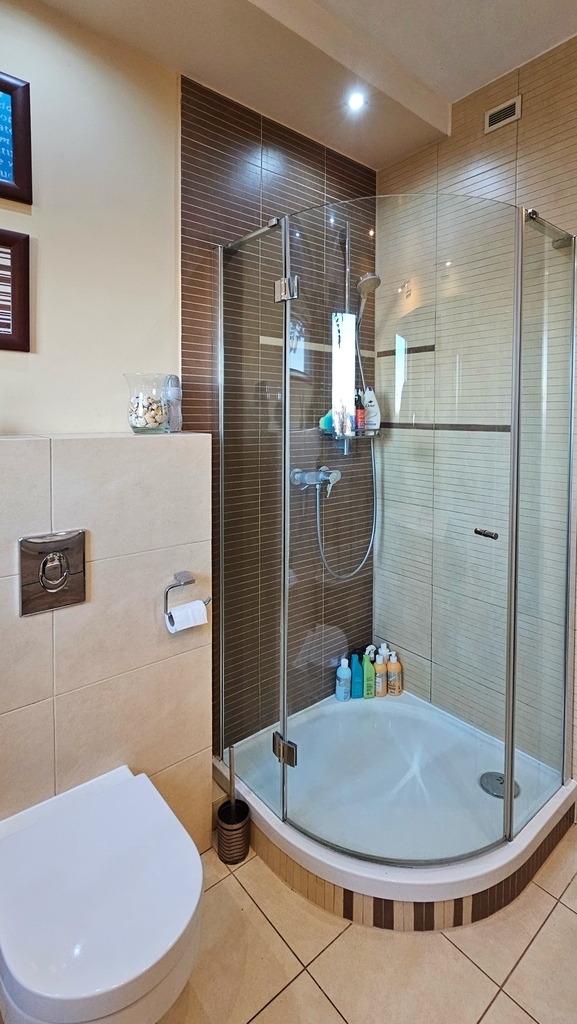 4-pok. 96 m2 z panoramicznym widokiem | Warszewo (12)