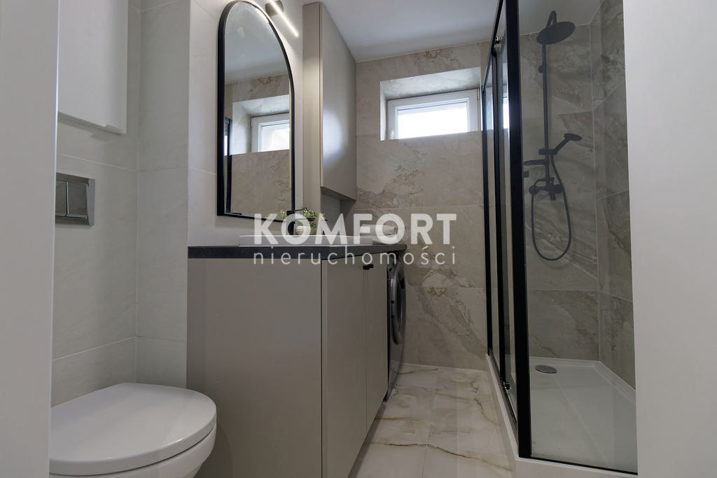 Nowoczesne 3 pok. świeżo po remoncie z balkonem (10)