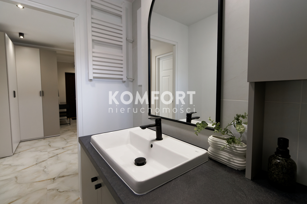 Nowoczesne 3 pok. świeżo po remoncie z balkonem (9)