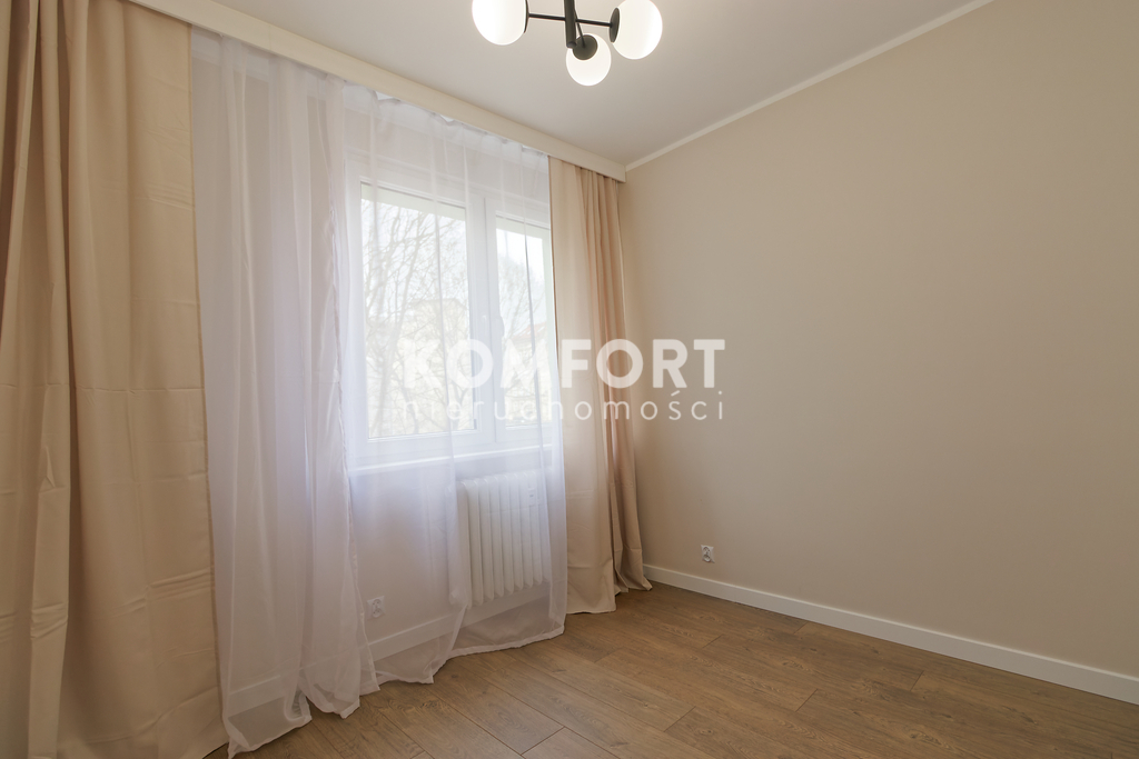 Nowoczesne 3 pok. świeżo po remoncie z balkonem (11)