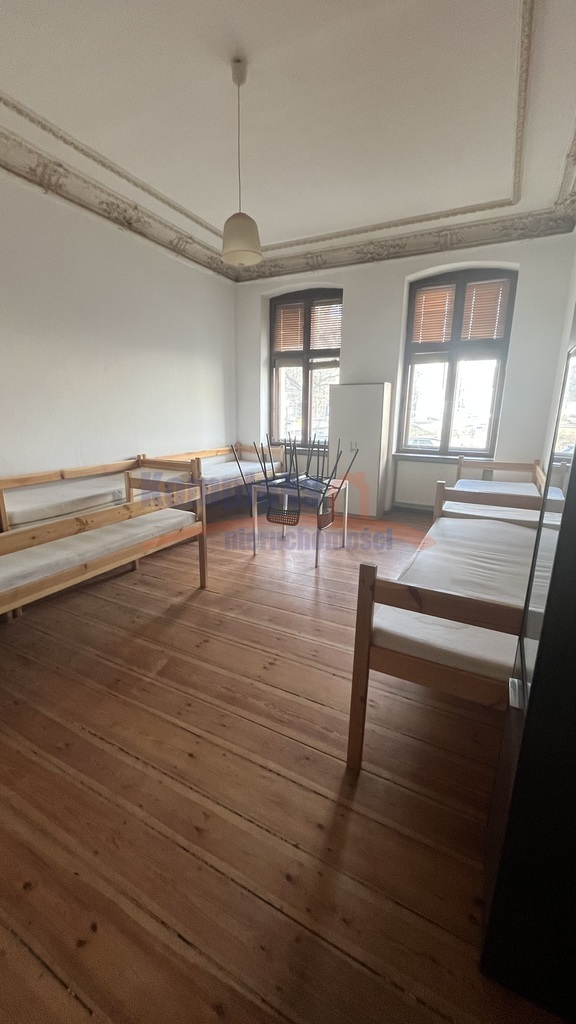 Do sprzedaży 4 pok.  parter, pod usługi. (10)