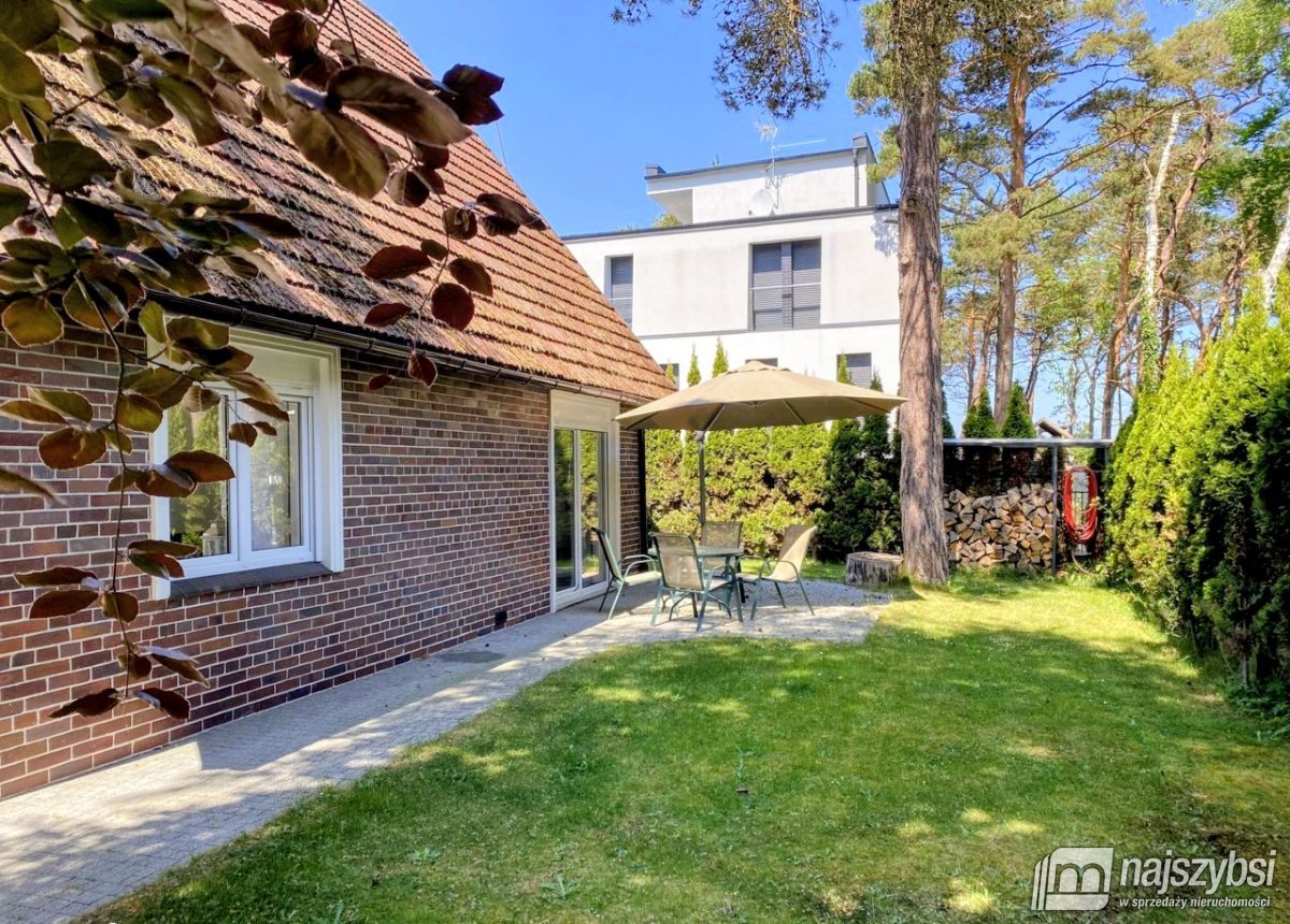 Pobierowo- stylowy dom w pierwszej linii brzegowej (6)