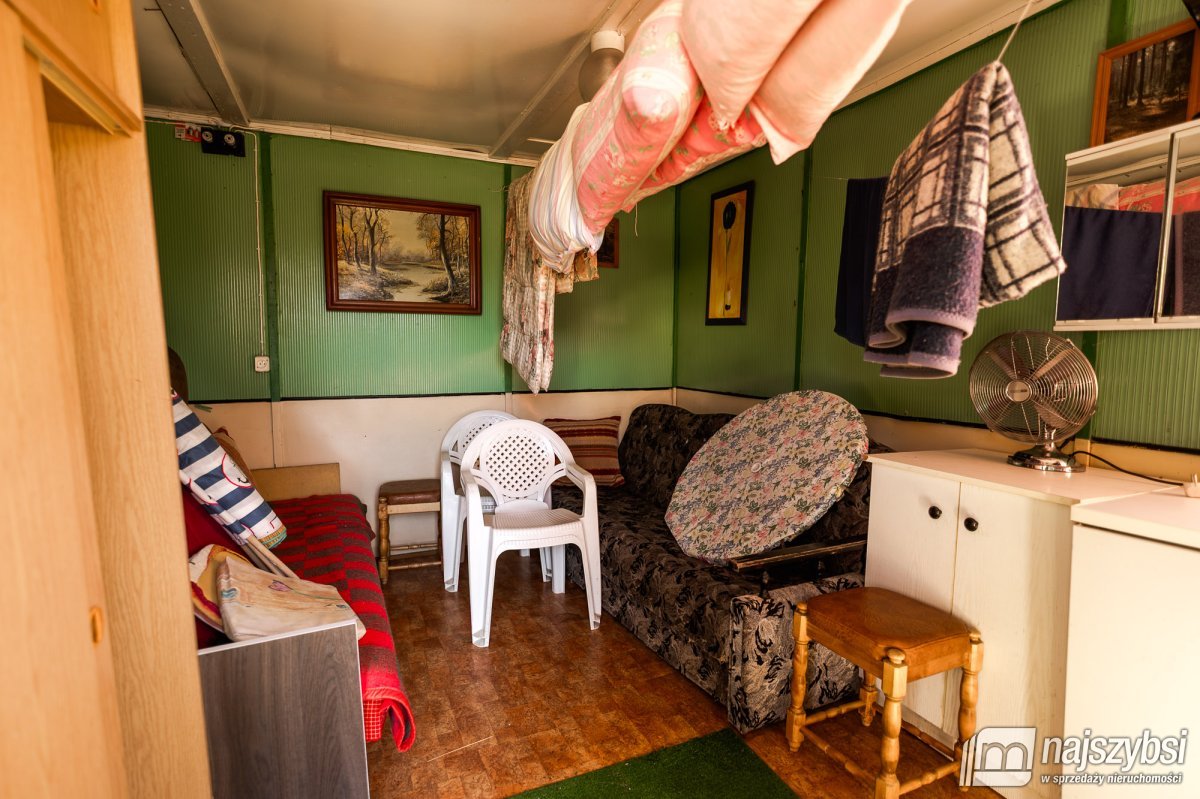 Trzęsacz- działka rekreacyjna z domkiem (11)