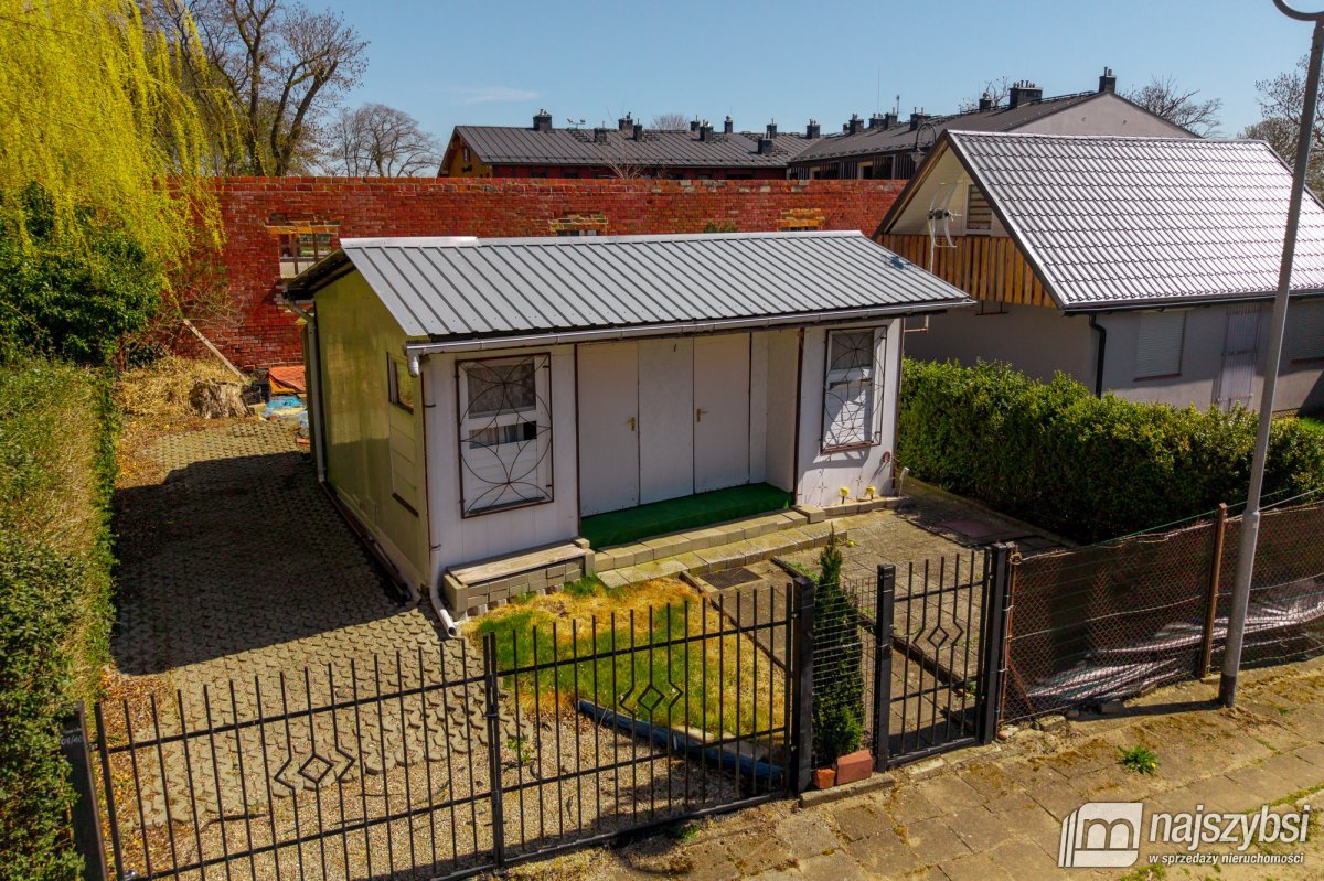 Trzęsacz- działka rekreacyjna z domkiem (14)