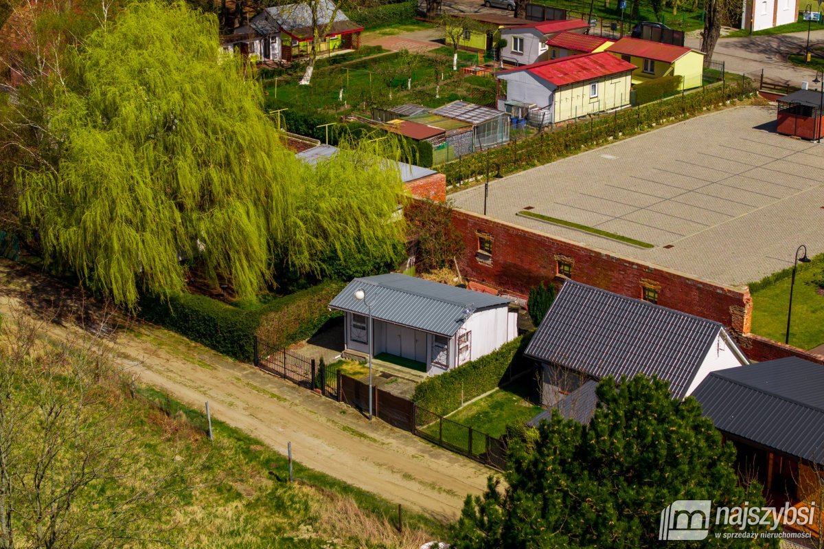 Trzęsacz- działka rekreacyjna z domkiem (16)