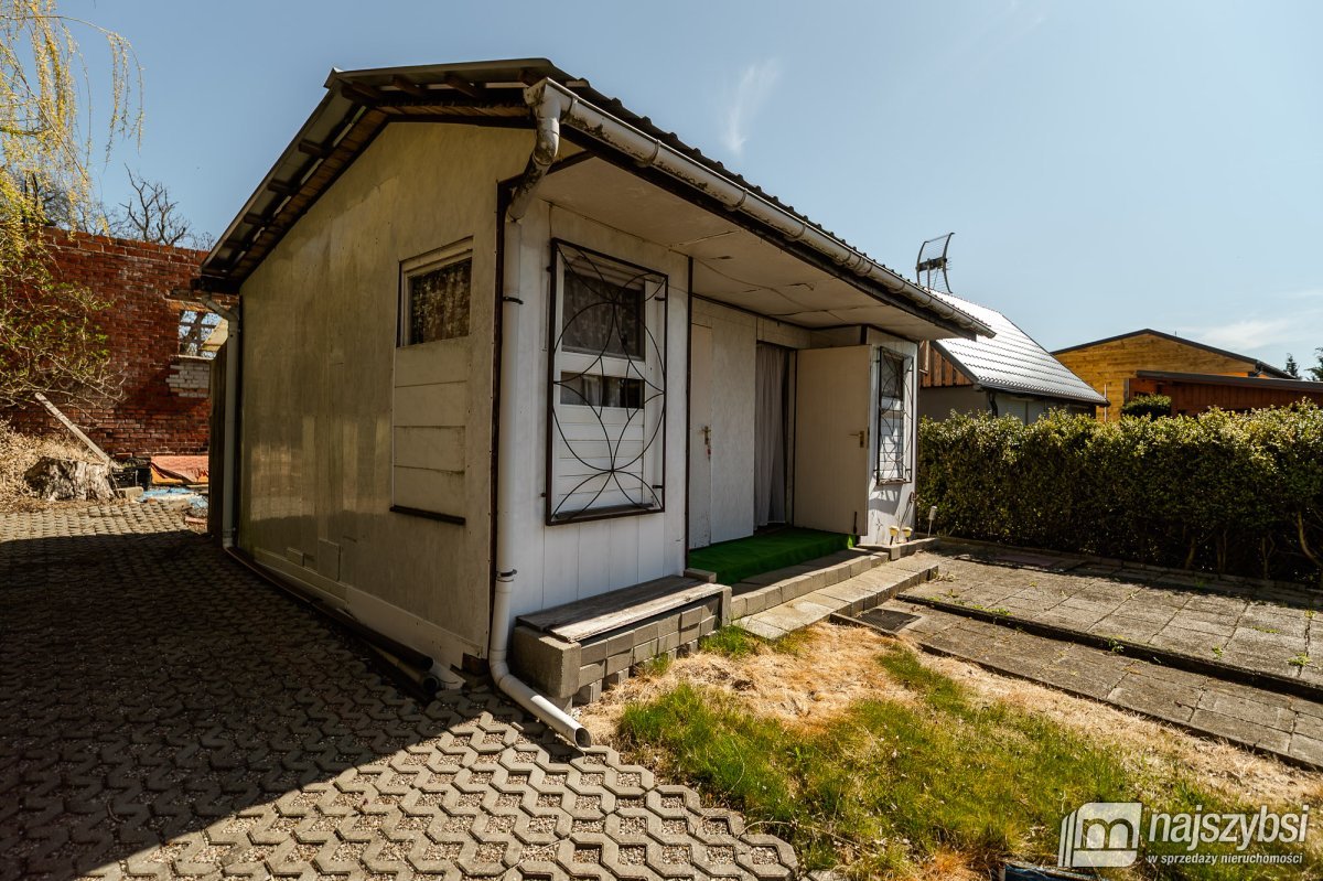 Trzęsacz- działka rekreacyjna z domkiem (7)