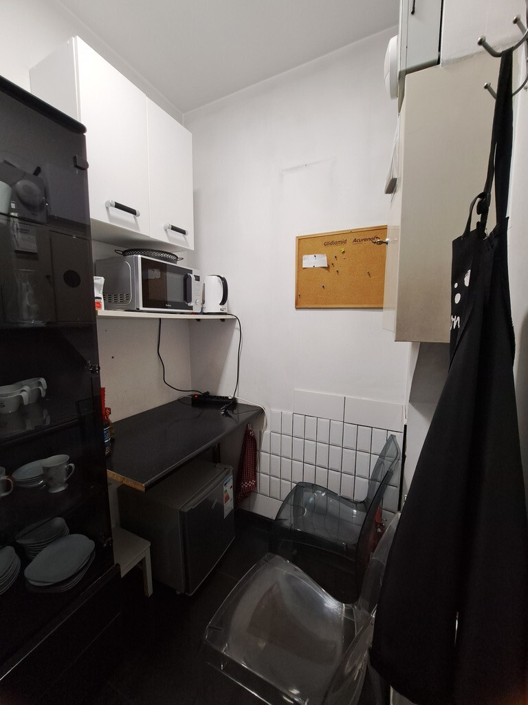 Lokal pod działalność usługową (12)