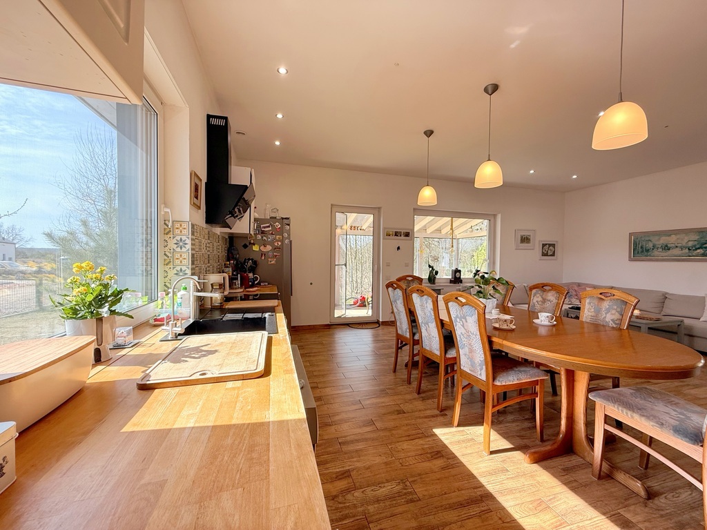 Parterowy dom 110 m2, 4-pok., ogród, garaż | Dobra (9)