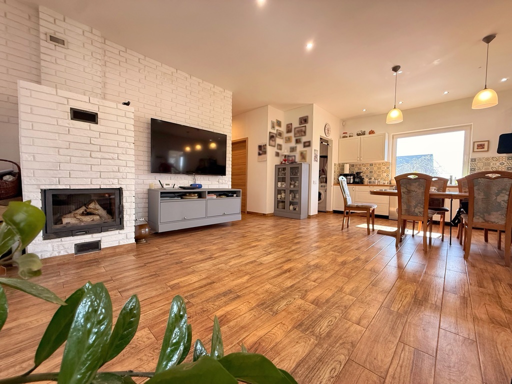 Parterowy dom 110 m2, 4-pok., ogród, garaż | Dobra (4)