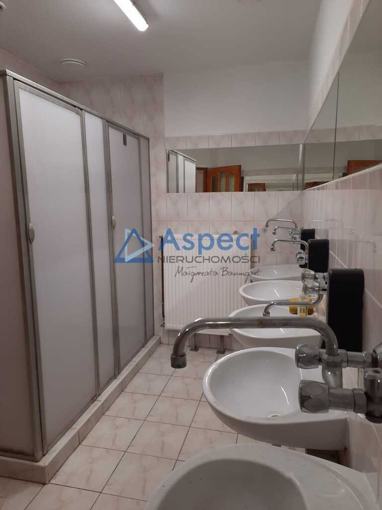 Wynajem, hala 380 m2, blisko Centrum. (10)