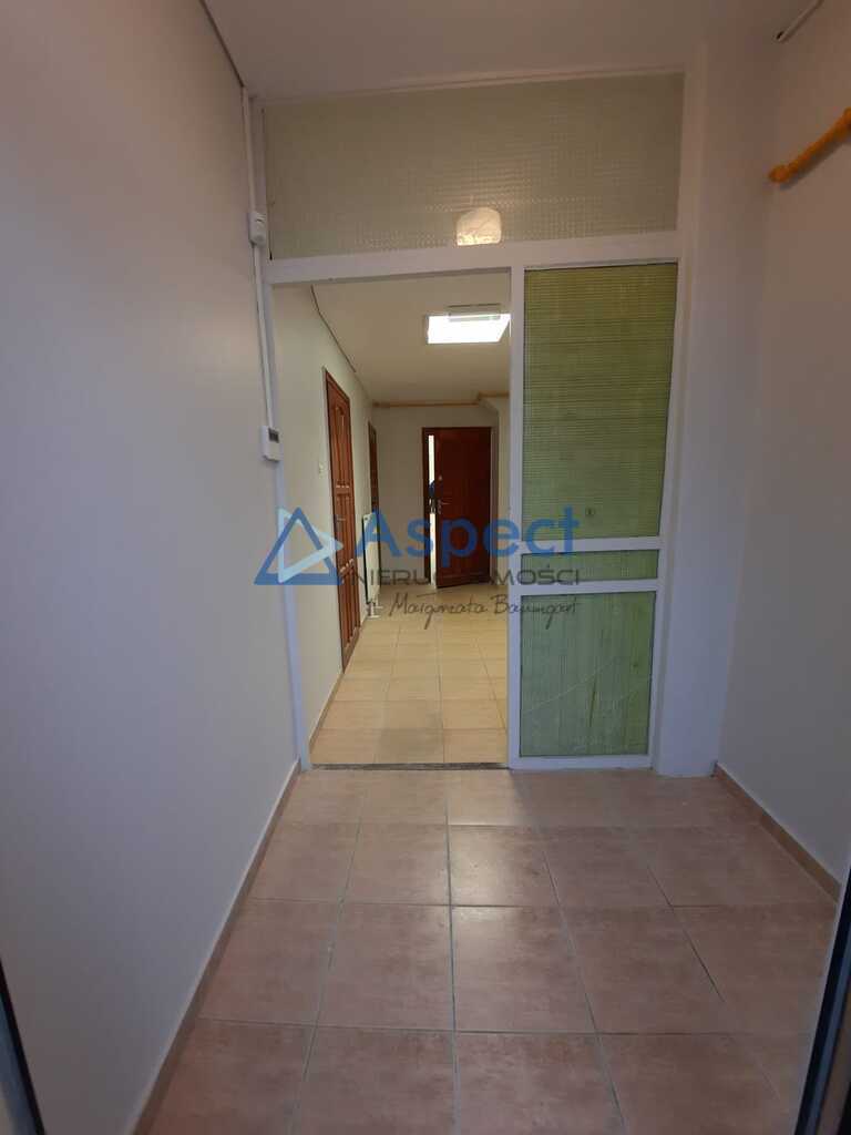 Wynajem, hala 380 m2, blisko Centrum. (11)