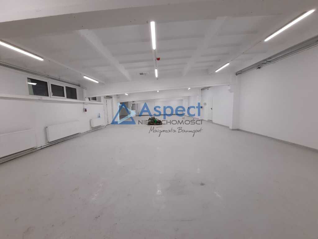 Wynajem, hala 380 m2, blisko Centrum. (1)