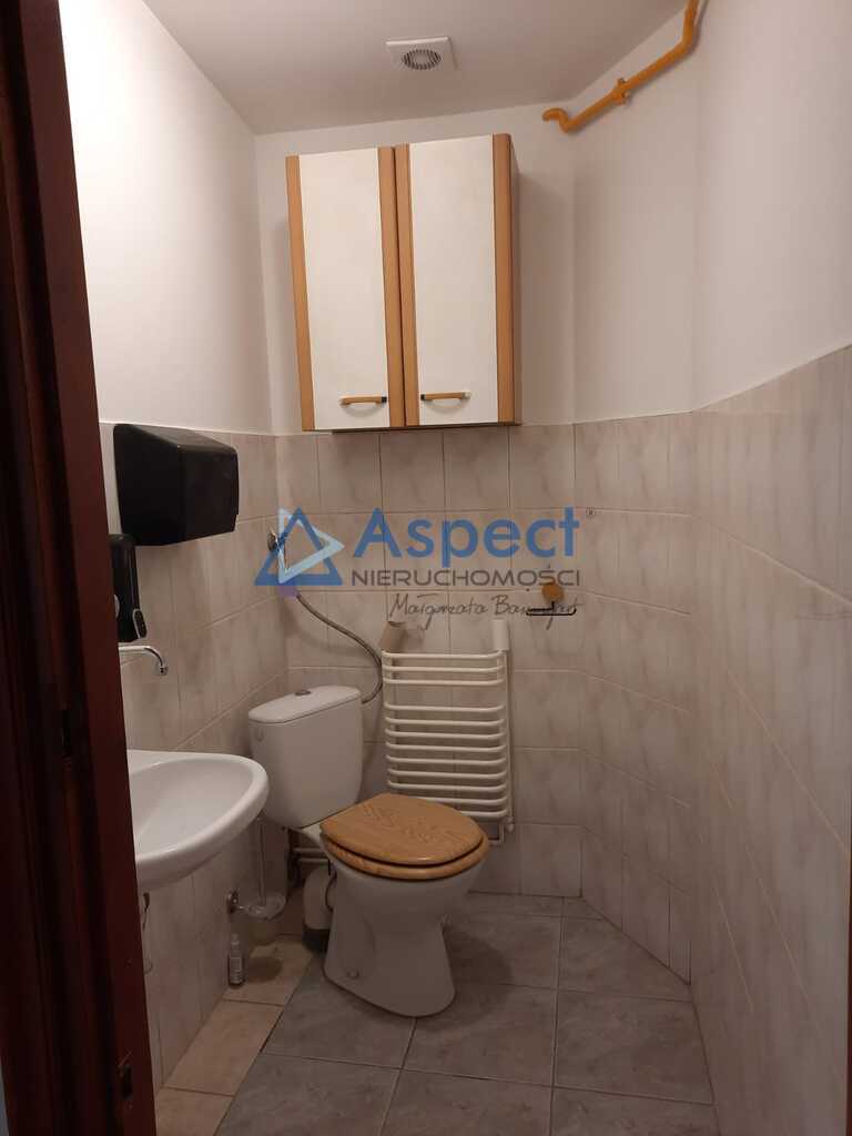 Wynajem, hala 380 m2, blisko Centrum. (14)