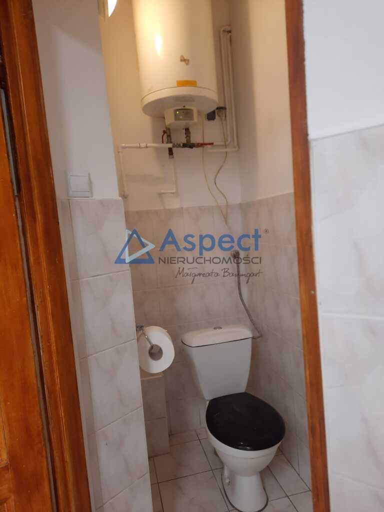 Wynajem, hala 380 m2, blisko Centrum. (17)