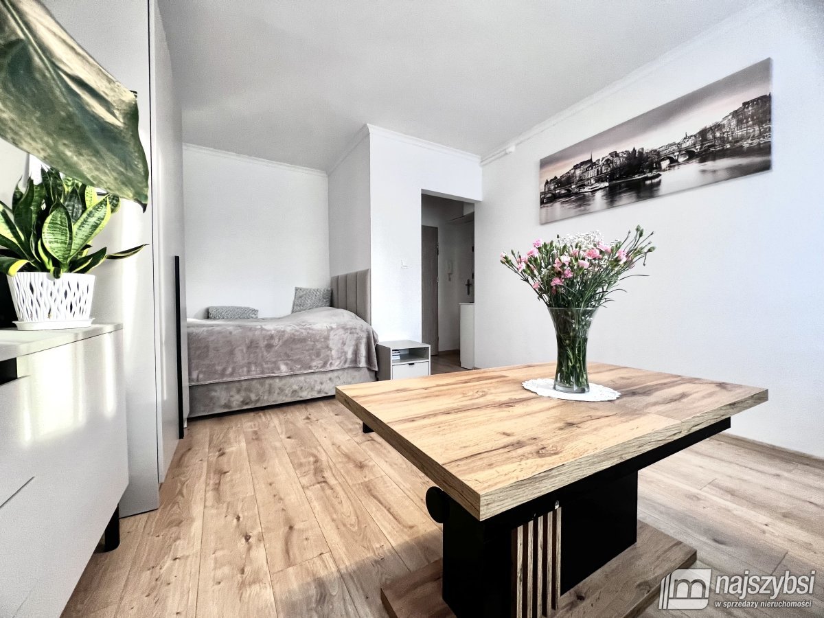 KOŁOBRZEG-MIESZKANIE WYREMONTOWANE CENTRUM (2)