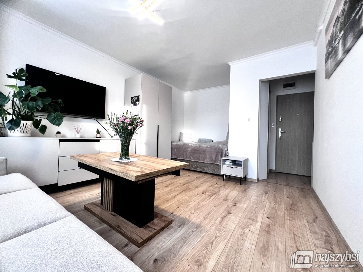 KOŁOBRZEG-MIESZKANIE WYREMONTOWANE CENTRUM (3)