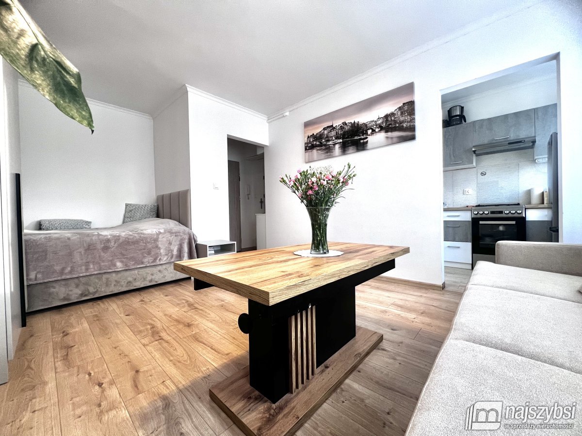 KOŁOBRZEG-MIESZKANIE WYREMONTOWANE CENTRUM (4)