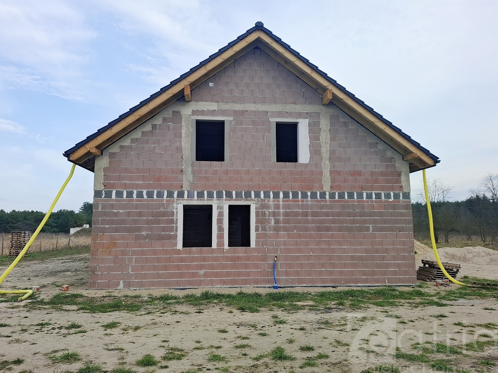 Bliźniak z garażem 126 m2 Jęczydół (11)