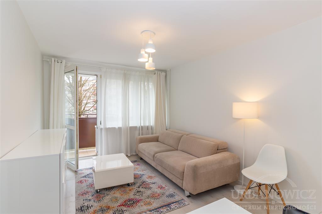 3-pok. mieszkanie, 1 piętro z balkonem Ogińskiego. (4)