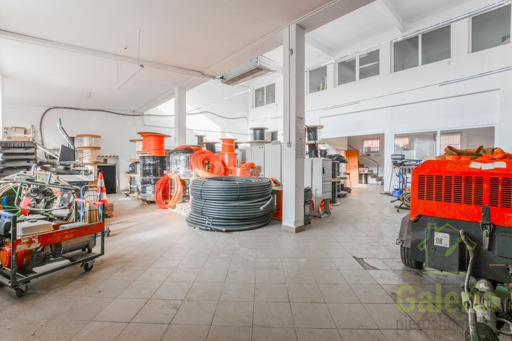 Obiekt biurowo-magazynowy, 468m2, ul. Heyki (5)