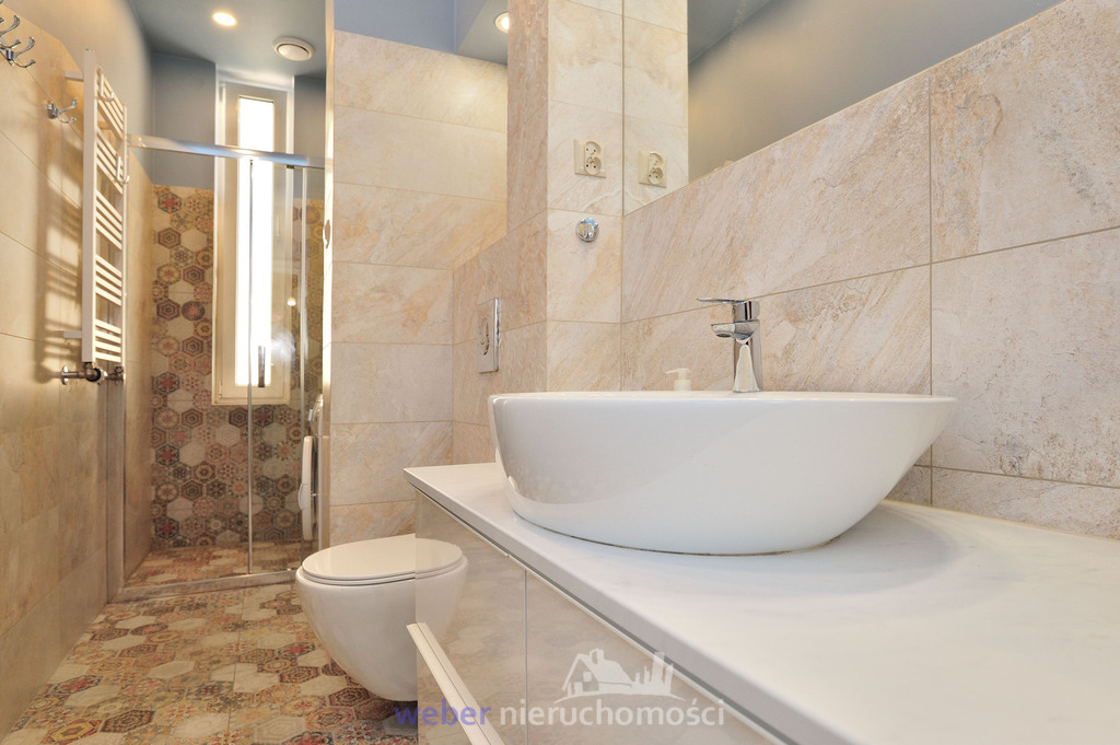 Pokój nr. 2 do wynajęcia na ul. Mazurskiej (7)