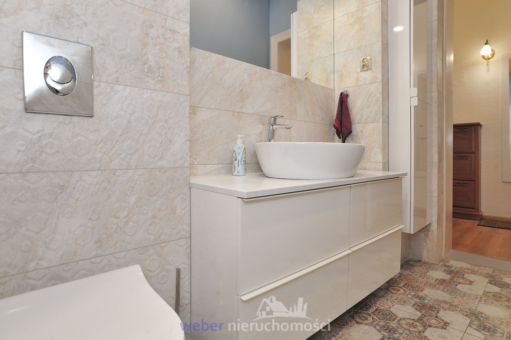 Pokój nr. 2 do wynajęcia na ul. Mazurskiej (9)