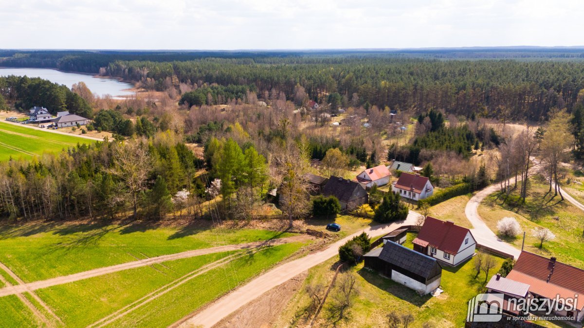 Psie Głowy - przedwojenny dom z lasem (2)