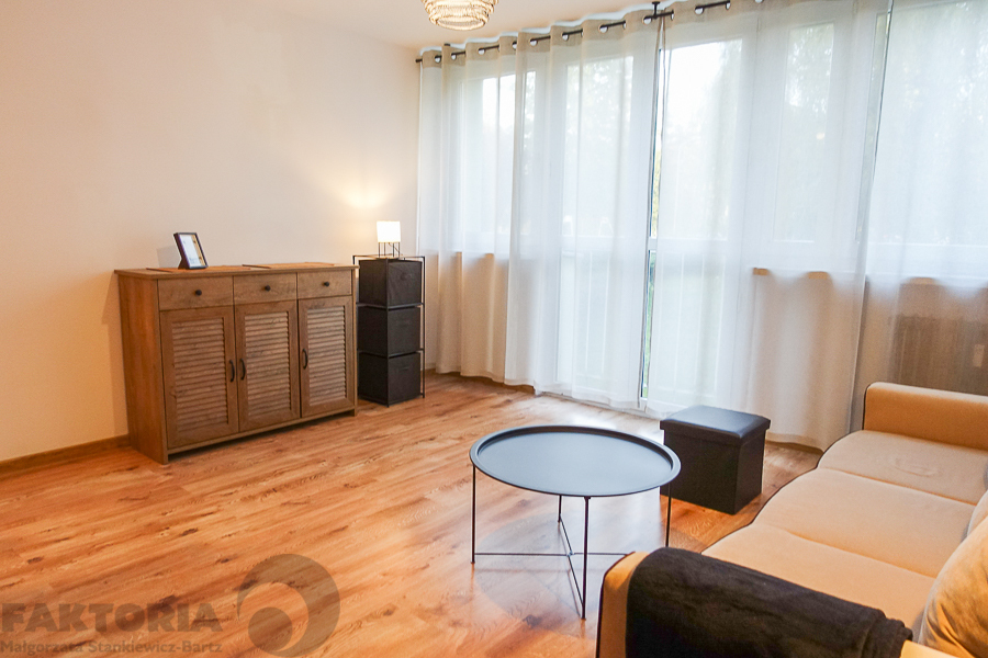 Kawalerka 29 m2 d. standard do wynajęcia 1800+345 (1)